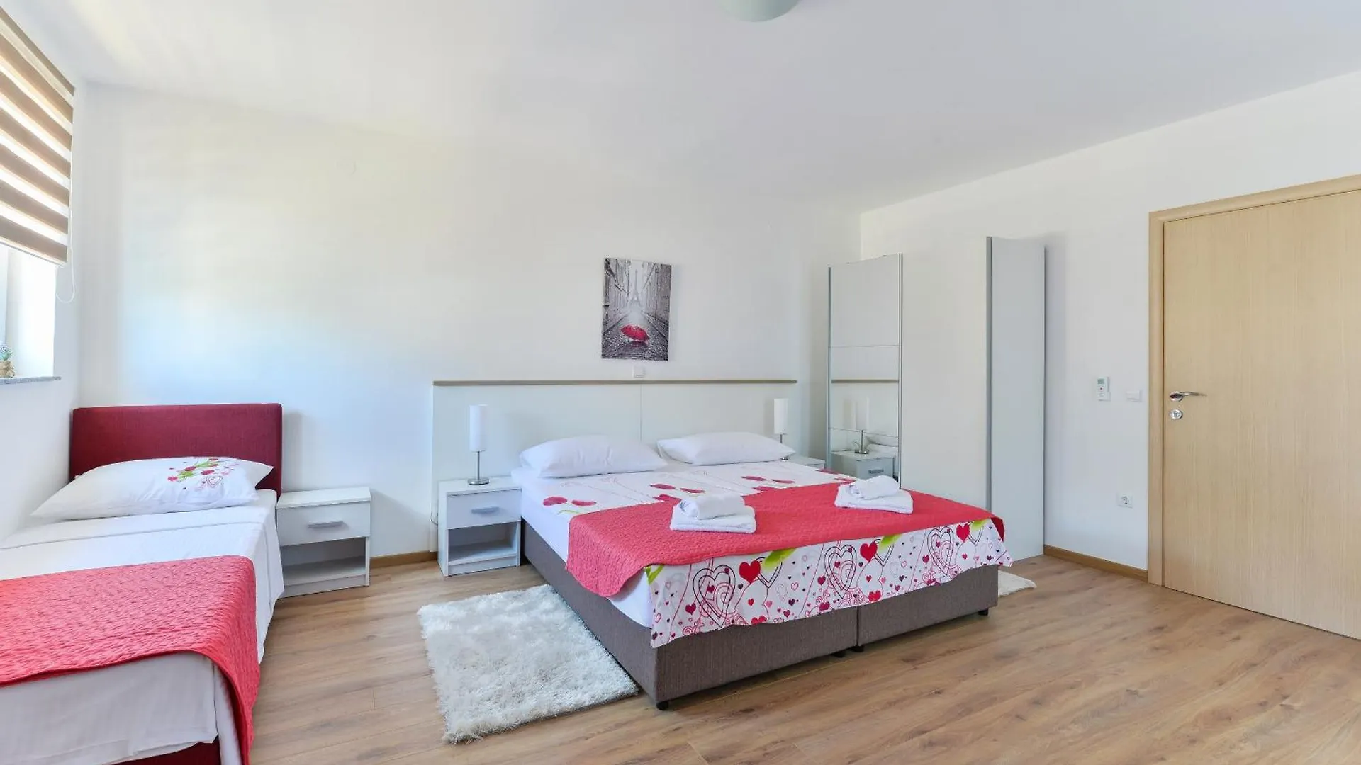 Apartmani Crystal Vir Apartman